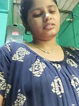 Snapshot of Cuple_masti72 chatting on June 25, 4:43 am Cuple masti72 online show from June 25, 4:43 am