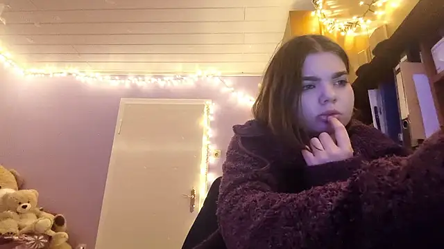 Mona Slearys online show from January 13, 11:19 pm