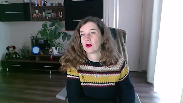 SofiaBoone online show from February 3, 6:33 am