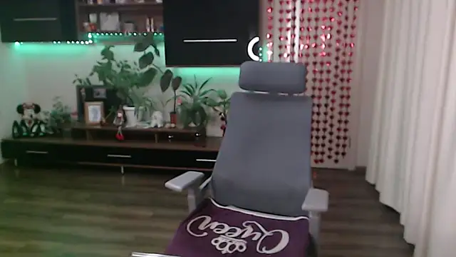 SofiaBoone online show from February 7, 5:32 pm