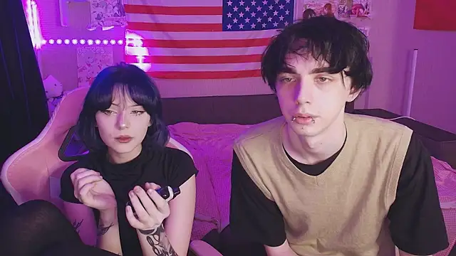 midnight memories online show from March 4, 6:15 pm