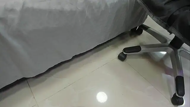 khris  evans online show from February 5, 7:32 pm