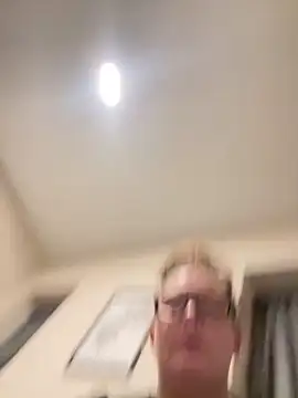 Snapshot of kissmyarch chatting on December 16, 11:20 pm kissmyarch online show from December 16, 11:20 pm