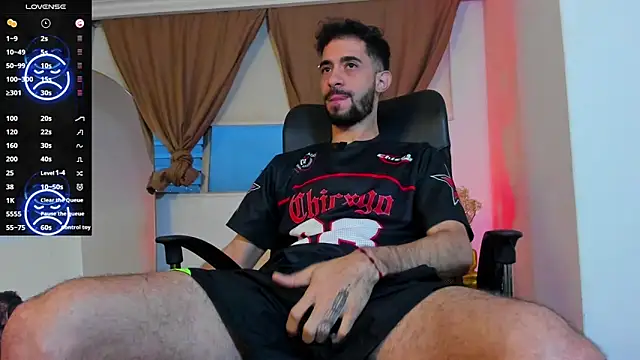  YOURHERO online show from March 28, 10:49 am