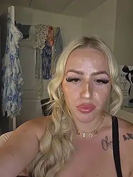 Bellareenaaa online show from July 28, 8:23 pm