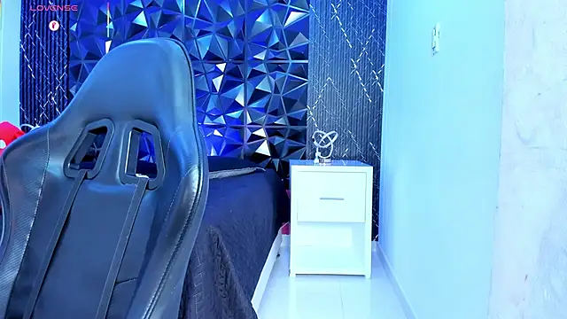 AriadnaLoren online show from March 22, 4:16 am