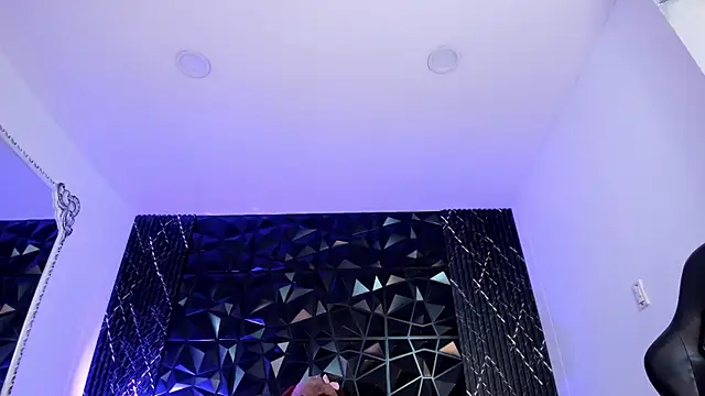 AriadnaLoren online show from March 31, 4:58 am