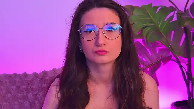 TheaMalekoo online show from March 19, 8:03 am