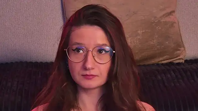 TheaMalekoo online show from December 21, 7:37 pm