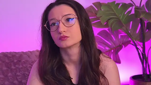 TheaMalekoo online show from March 29, 6:59 am