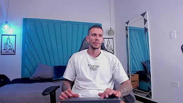 J king   online show from March 12, 9:19 pm