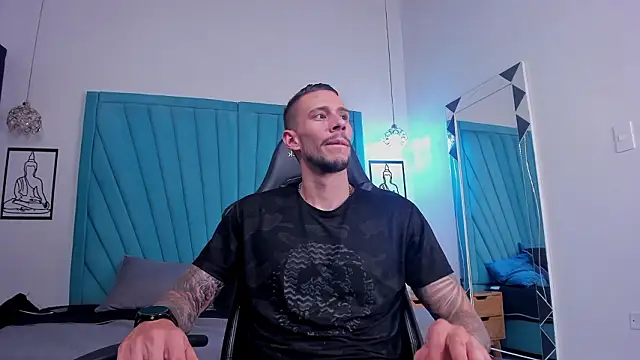 J king   online show from March 16, 8:33 pm