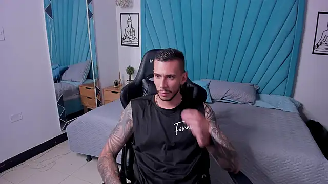 J king   online show from April 27, 10:41 pm