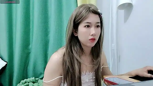 Leila-11 online show from March 5, 1:02 am