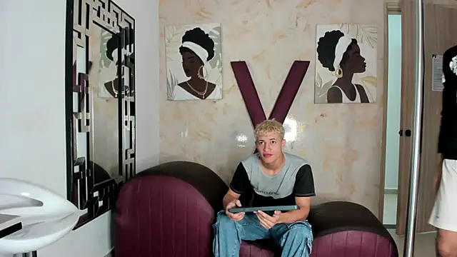 YOUNG GUYS1 online show from April 3, 1:17 pm