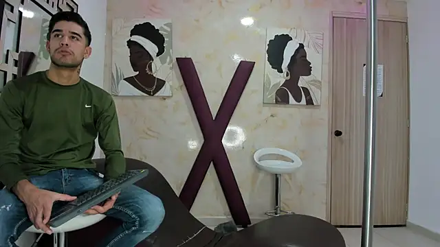YOUNG GUYS1 online show from May 29, 7:36 am