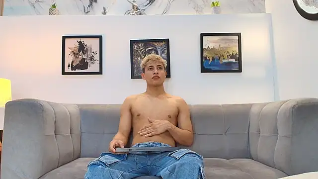 YOUNG GUYS1 online show from April 21, 8:32 am