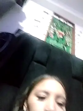 liliymike19 online show from February 7, 3:58 am