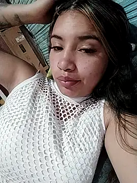 liliymike19 online show from February 20, 8:11 pm