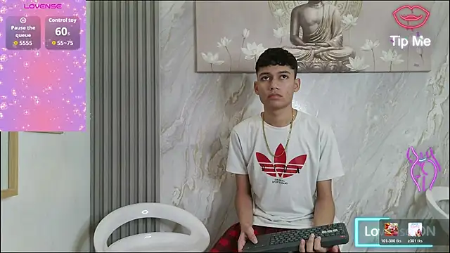 HORNY PRETTY online show from February 24, 1:23 pm