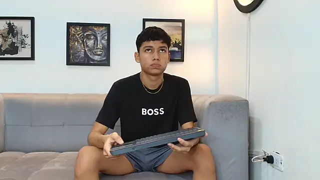 HORNY PRETTY online show from January 12, 7:20 pm