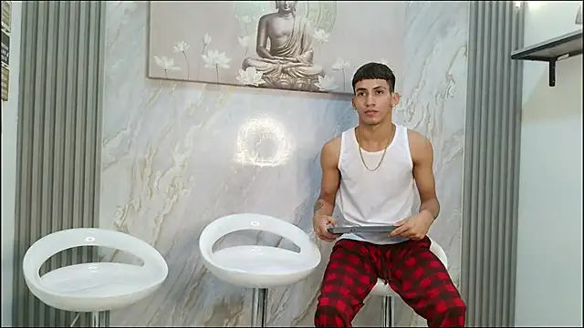 HORNY PRETTY online show from February 4, 1:28 pm