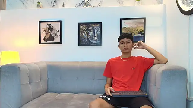 HORNY PRETTY online show from January 7, 7:30 pm