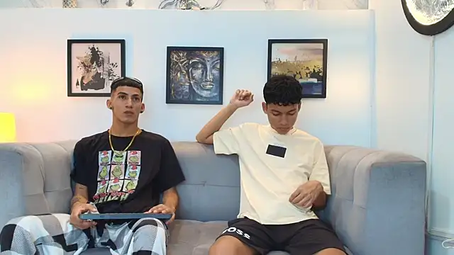 HORNY PRETTY online show from January 8, 7:31 pm