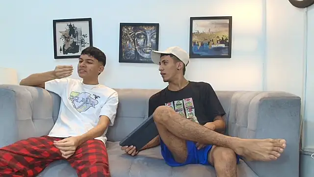 HORNY PRETTY online show from January 18, 7:28 pm