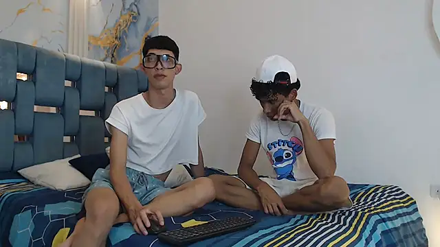 SWEET RABBIT1 online show from January 8, 7:31 pm