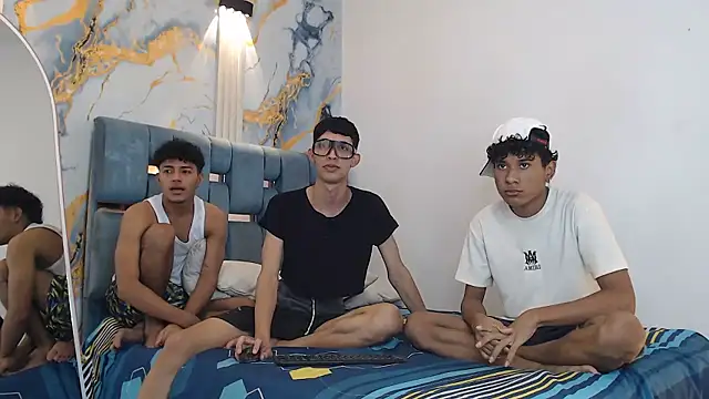 SWEET RABBIT1 online show from January 9, 7:32 pm