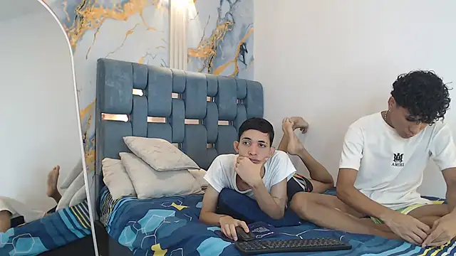 SWEET RABBIT1 online show from February 10, 7:13 pm