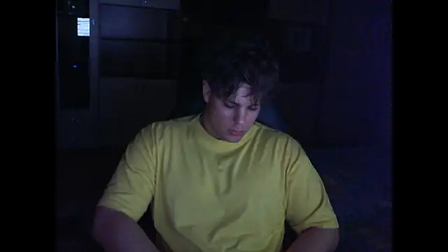 GymGuy0505 online show from February 22, 9:49 pm