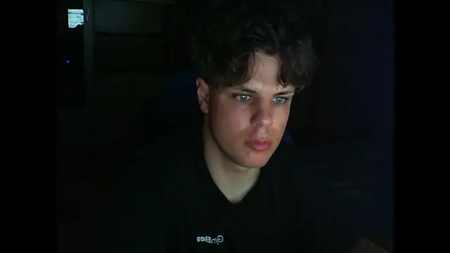 GymGuy0505 online show from March 27, 10:54 pm