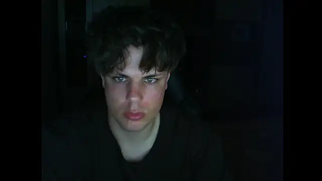 GymGuy0505 online show from May 29, 9:32 pm