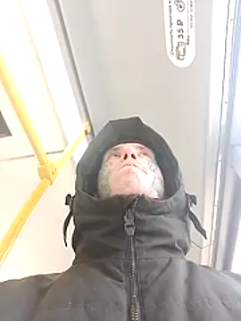 Snapshot of VERLIEBER11 chatting on December 14, 8:53 am VERLIEBER11 online show from December 14, 8:53 am