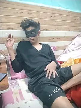 xoupleaura online show from February 7, 5:10 pm