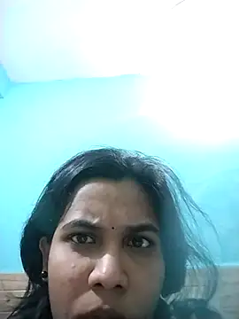 xoupleaura online show from December 18, 11:30 pm