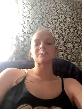 Barbika19 online show from April 3, 11:49 am