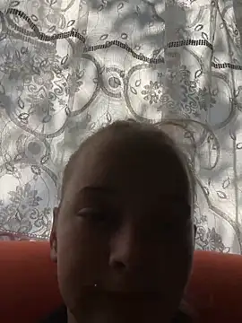 Snapshot of Barbika19 chatting on June 16, 1:22 pm Barbika19 online show from June 16, 1:22 pm