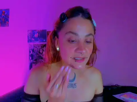 Gabrielabunny1 online show from May 26, 1:04 am