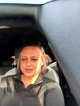 Welsh Maya221x online show from January 9, 1:07 pm