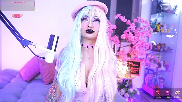 Hayami Lee online show from April 12, 4:05 am