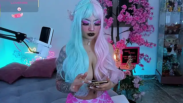 Hayami Lee online show from March 28, 1:06 am