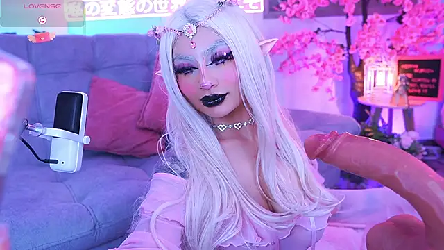 Hayami Lee online show from June 4, 2:49 am