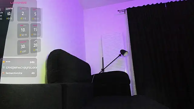 evelynvlove online show from April 19, 5:47 pm