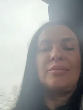 Snapshot of MeganBlueq chatting on December 18, 9:58 am MeganBlueq online show from December 18, 9:58 am