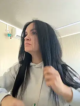 Snapshot of MeganBlueq chatting on January 12, 11:06 am MeganBlueq online show from January 12, 11:06 am