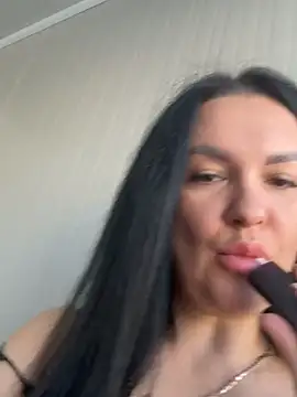 Snapshot of MeganBlueq chatting on February 3, 8:30 am MeganBlueq online show from February 3, 8:30 am