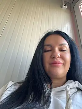 Snapshot of MeganBlueq chatting on January 7, 11:48 am MeganBlueq online show from January 7, 11:48 am